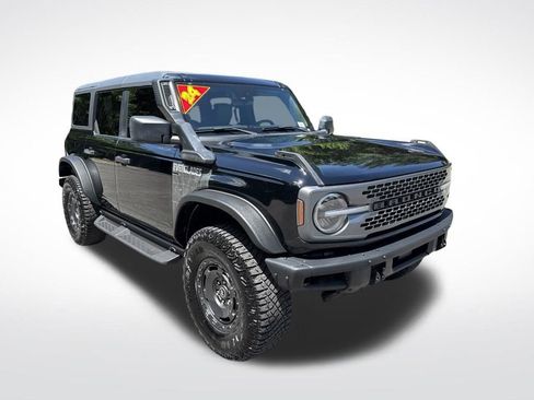 Used 2024 Ford Bronco Everglades AWD/4WD image 3