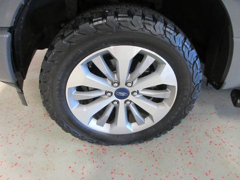 Used 2018 Ford F150 XL w/ Equipment Group 101A Mid AWD/4WD image 27