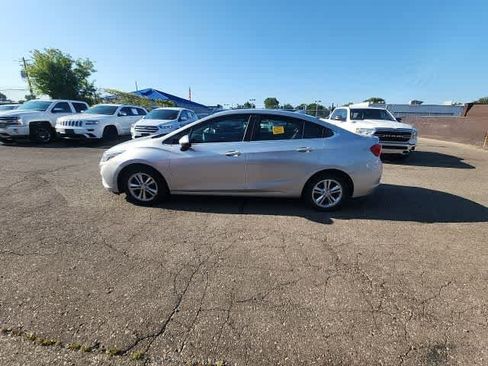 Used 2016 Chevrolet Cruze LT w/ Convenience Package FWD image 28
