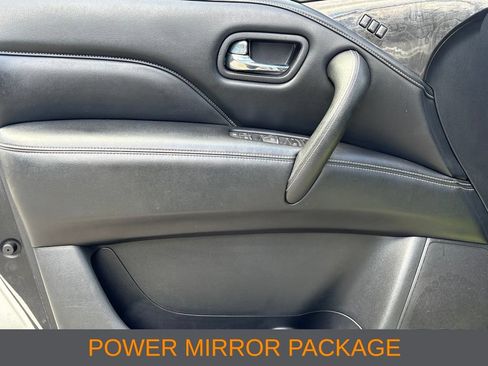 Used 2021 INFINITI QX80 Luxe RWD image 3