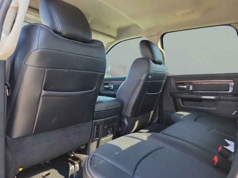 Used 2018 RAM 2500 Laramie AWD/4WD image 5