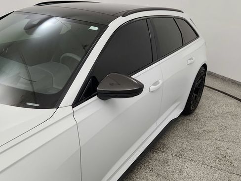Used 2022 Audi RS 6 AWD/4WD image 11
