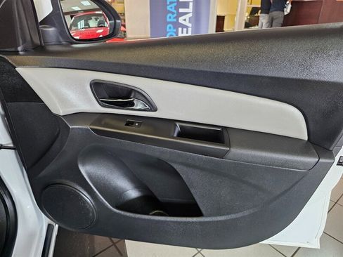 Used 2012 Chevrolet Cruze Eco image 28
