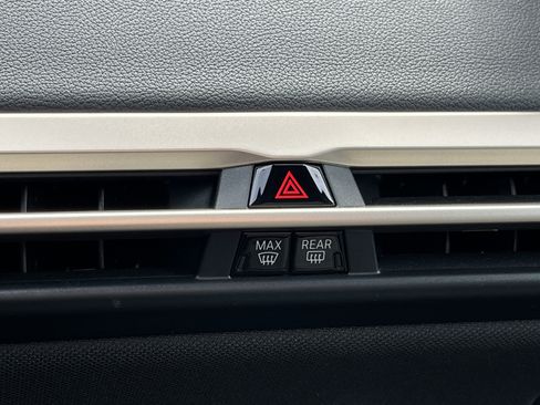 Used 2025 BMW iX xDrive50 image 6