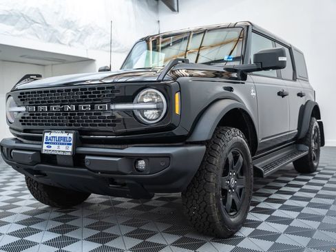 Certified 2025 Ford Bronco Outer Banks AWD/4WD image 3