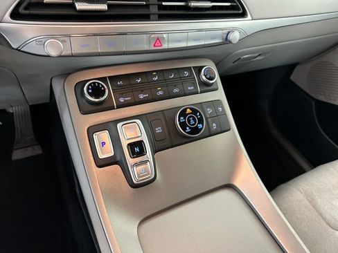 Certified 2022 Hyundai Palisade SE image 20