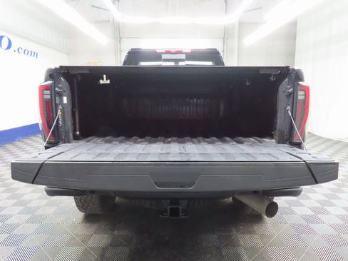Used 2025 GMC Sierra 2500 AT4X w/ AT4X AEV Edition image 44
