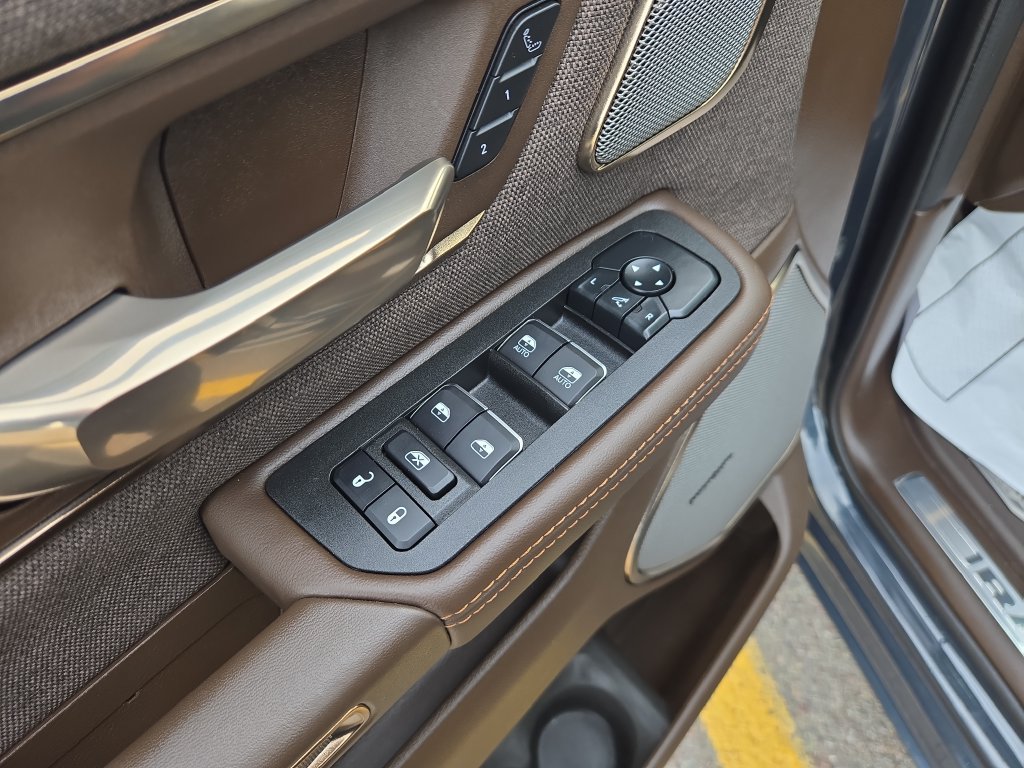 Used 2026 RAM 1500 Limited AWD/4WD image 13