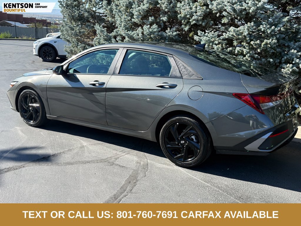 Used 2026 Hyundai Elantra Sport FWD image 5