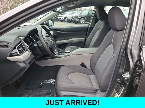 Used 2021 Toyota Camry LE w/ Convenience Package image 13