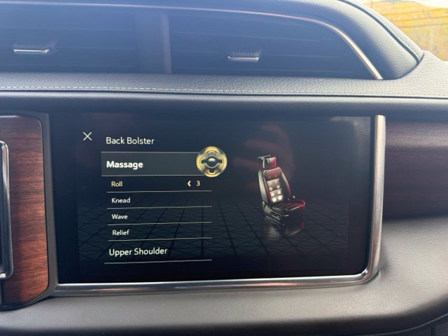 Certified 2024 GMC Yukon XL Denali Ultimate AWD/4WD image 19