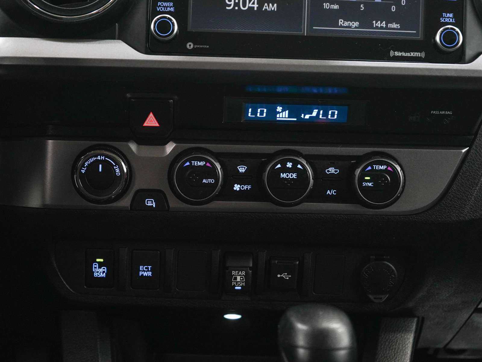 Used 2021 Toyota Tacoma SR5 w/ Technology Package AWD/4WD image 19
