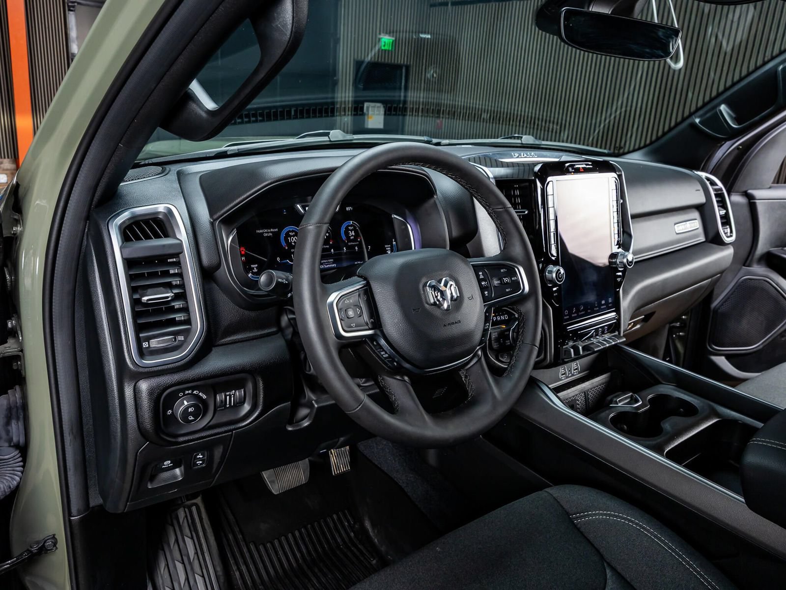 Used 2026 RAM 1500 Lone Star AWD/4WD image 15
