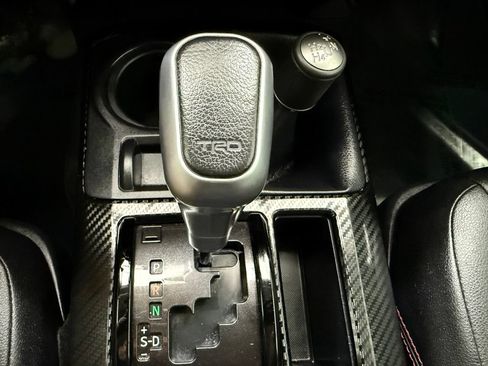 Used 2017 Toyota 4Runner TRD Pro AWD/4WD image 38
