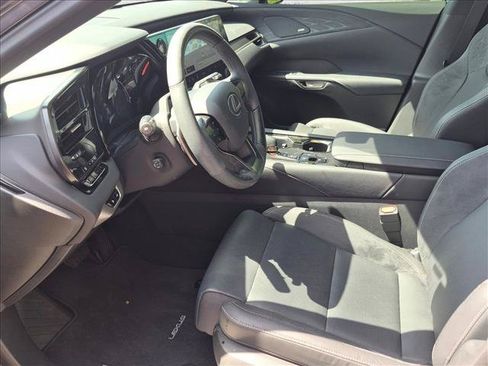 Used 2024 Lexus RX 350 FWD w/ Convenience Package image 13