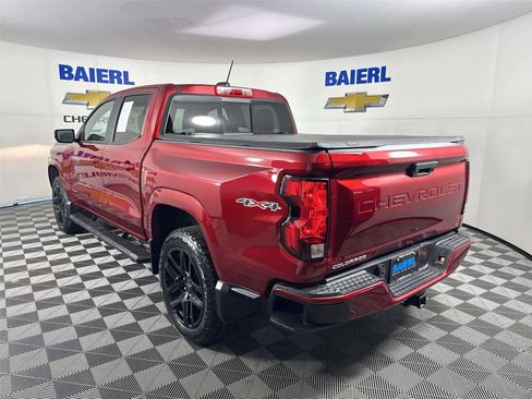 Used 2024 Chevrolet Colorado LT w/ LT Convenience Package II AWD/4WD image 3