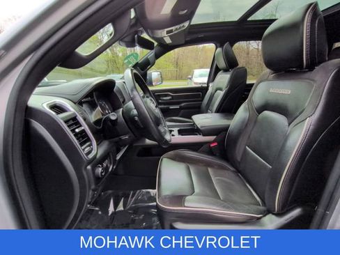 Used 2022 RAM 1500 Laramie AWD/4WD image 21