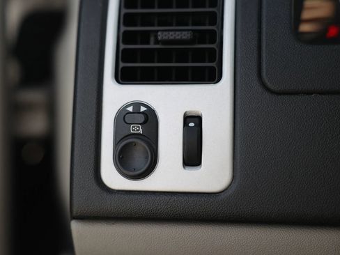 Used 2008 Chevrolet Equinox LT FWD image 38
