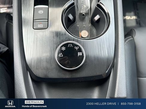 Used 2026 Nissan Rogue SL AWD/4WD image 18
