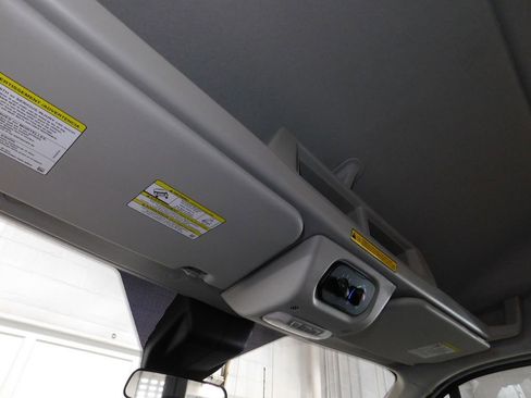 Used 2018 Ford Transit 150 XLT image 69