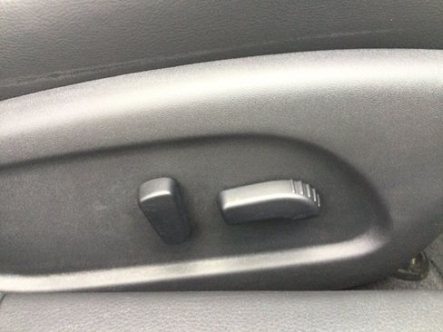 Used 2015 Nissan Altima 3.5 SL FWD image 22