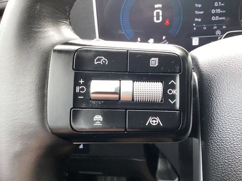 Used 2025 Hyundai Santa Fe SEL FWD image 58