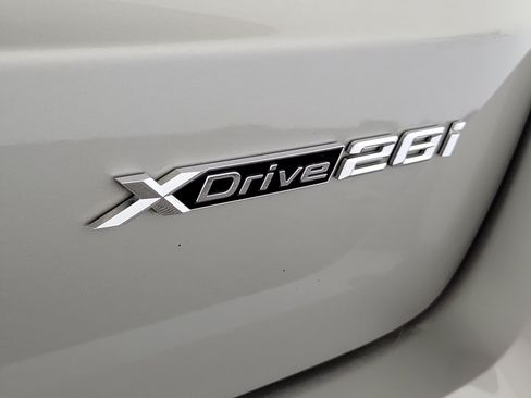Used 2023 BMW X1 xDrive28i w/ Premium Package AWD/4WD image 8