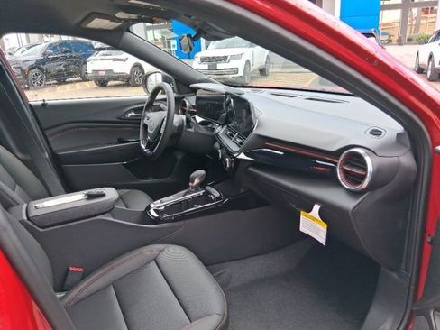 New 2026 Chevrolet Trax RS w/ Driver Confidence Package FWD image 10