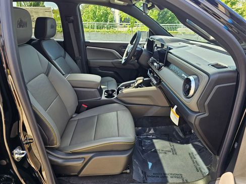New 2026 Chevrolet Colorado ZR2 w/ ZR2 Bison Edition AWD/4WD image 11