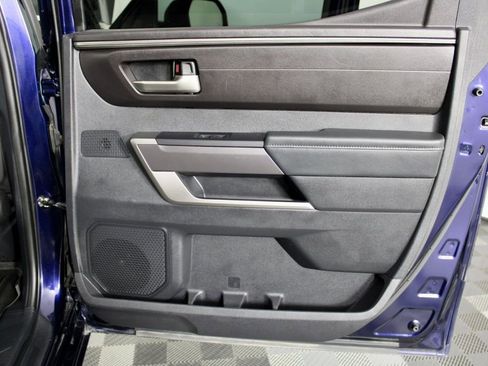 Used 2022 Toyota Tundra SR5 w/ SR5 Convenience Package image 29