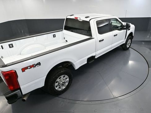 Used 2024 Ford F350 XLT w/ FX4 Off-Road Package image 54