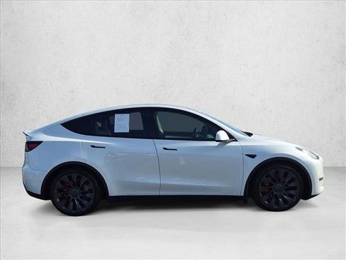 Used 2022 Tesla Model Y Performance AWD/4WD image 4