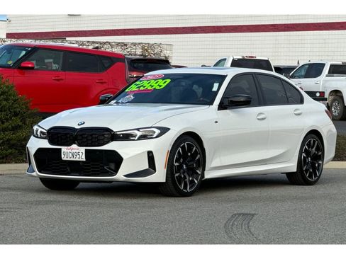 Used 2025 BMW M340i xDrive image 8