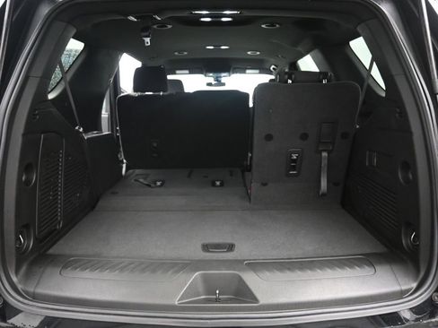 Used 2021 Chevrolet Tahoe LS RWD image 23