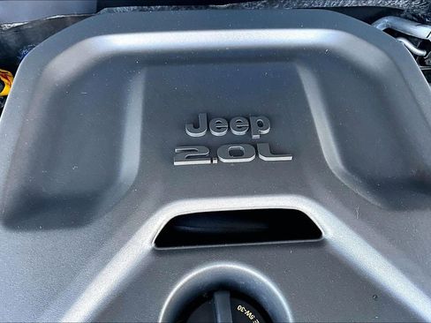 Certified 2023 Jeep Wrangler Unlimited Rubicon 4xe image 31