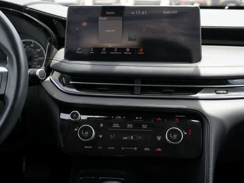 Certified 2023 INFINITI QX60 Pure FWD image 13