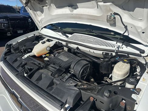 Used 2016 Chevrolet Express 2500 image 36