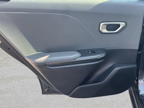 Used 2025 Kia K4 FWD image 13