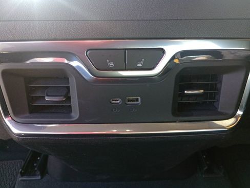 Used 2023 GMC Sierra 1500 Denali AWD/4WD image 24