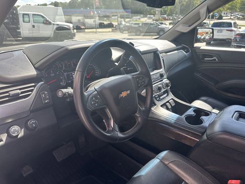 Used 2020 Chevrolet Tahoe LT image 19