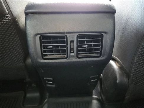 Used 2016 Toyota 4Runner SR5 image 17