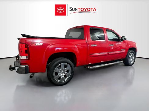 Used 2011 GMC Sierra 1500 SLE w/ Regional Value Package image 4