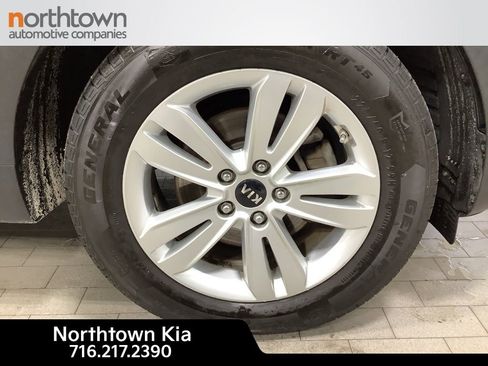 Certified 2019 Kia Sportage LX w/ LX Popular Package image 23