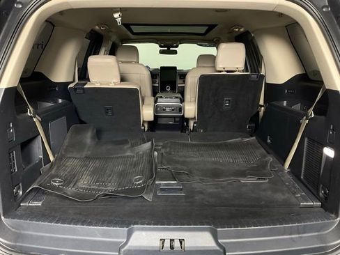 Certified 2022 Ford Expedition Limited image 11