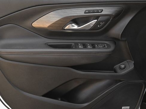 Used 2020 GMC Terrain SLT w/ Preferred Package FWD image 12