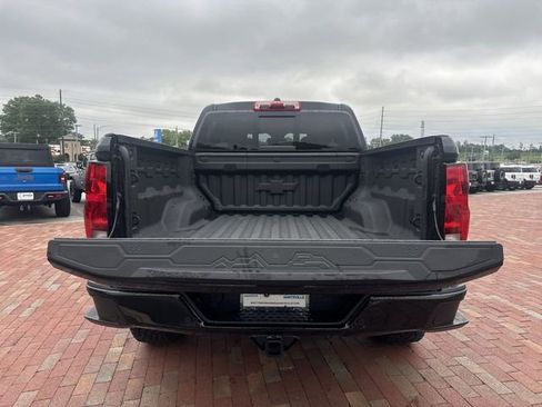 Used 2026 Chevrolet Colorado Trail Boss AWD/4WD image 29