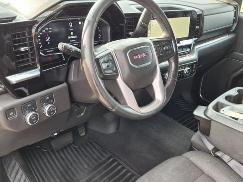 Used 2022 GMC Sierra 1500 Elevation AWD/4WD image 10