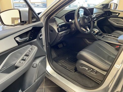 Certified 2025 Acura MDX w/ Technology Package image 10