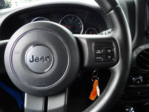 Used 2012 Jeep Wrangler Sport image 21