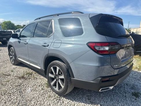 Used 2024 Honda Pilot Touring image 8